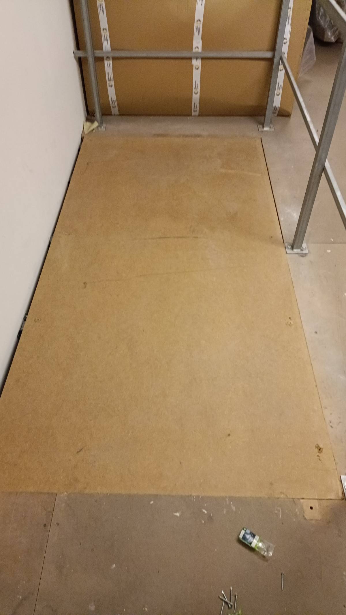 Oliveira - Amadora - Vinyl or Linoleum Repair or Partial Replacement