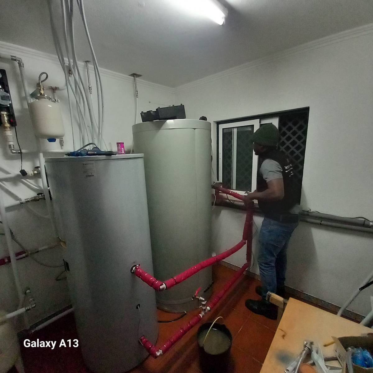 Impactbubble Unipessoal Lda - Sintra - Boiler reparieren