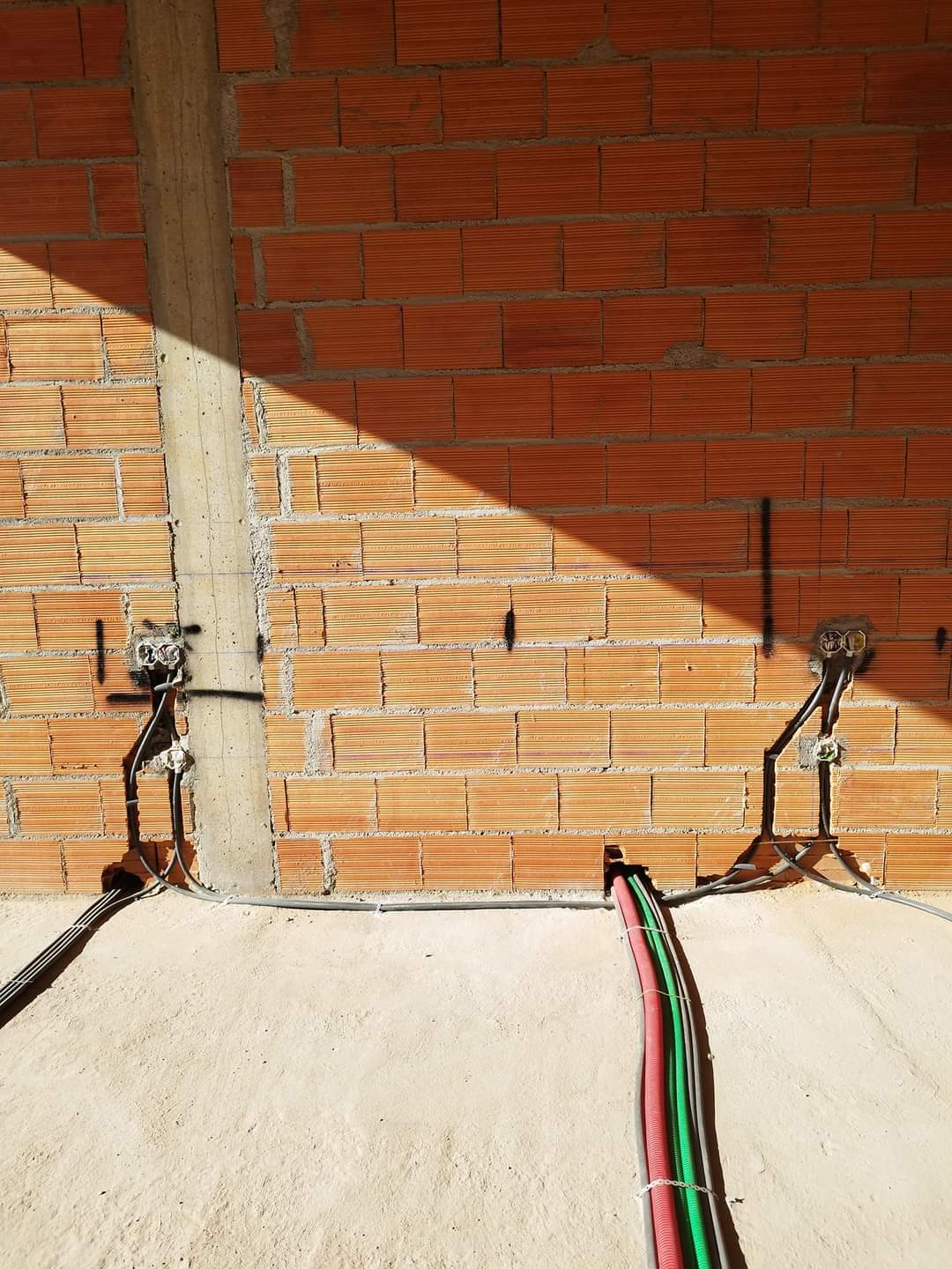 Oliveira - Amadora - Electrical and Wiring Issues