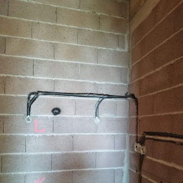 Oliveira - Amadora - Siding Installation, Repair, or Removal