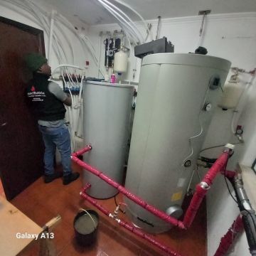 Impactbubble Unipessoal Lda - Sintra - Heizkörper installieren oder austauschen