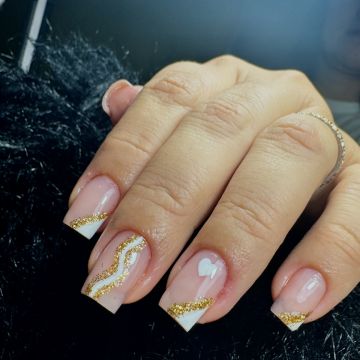 Caroline Nascimento - Cascais - Manicure and pedicure (for women)