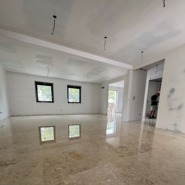 Império Santos - Moita - Construção de Parede Interior