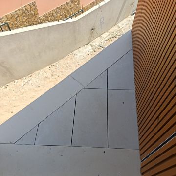 Naw revestimentos - Seixal - Bodenfliesen verlegen