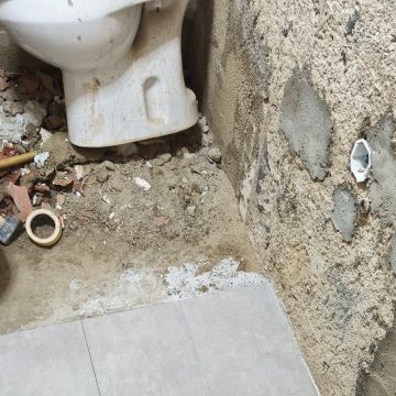 João Esteves - Lisboa - Rohrleitungen im Außenbereich reparieren oder warten
