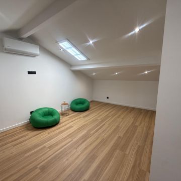 Filipe Figueira - Porto - Instalação, Reparação ou Remoção de Revestimento de Parede