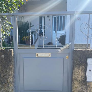 Serralharia Nova - Castelo Branco - Instalação de Porta para Animais de Estimação