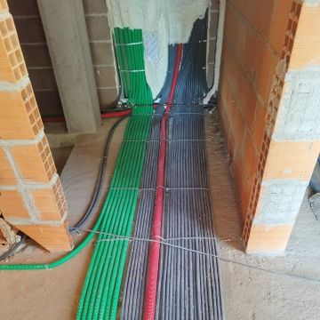 Oliveira - Amadora - Floor Tiling