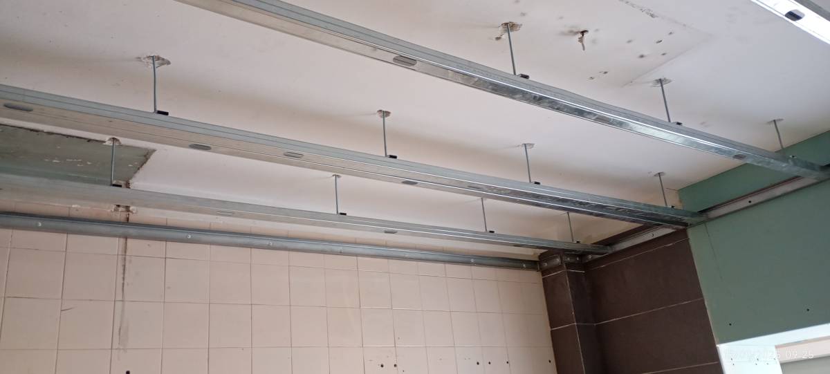 Jefter - Setúbal - Wände, Trockenbau, und Treppen