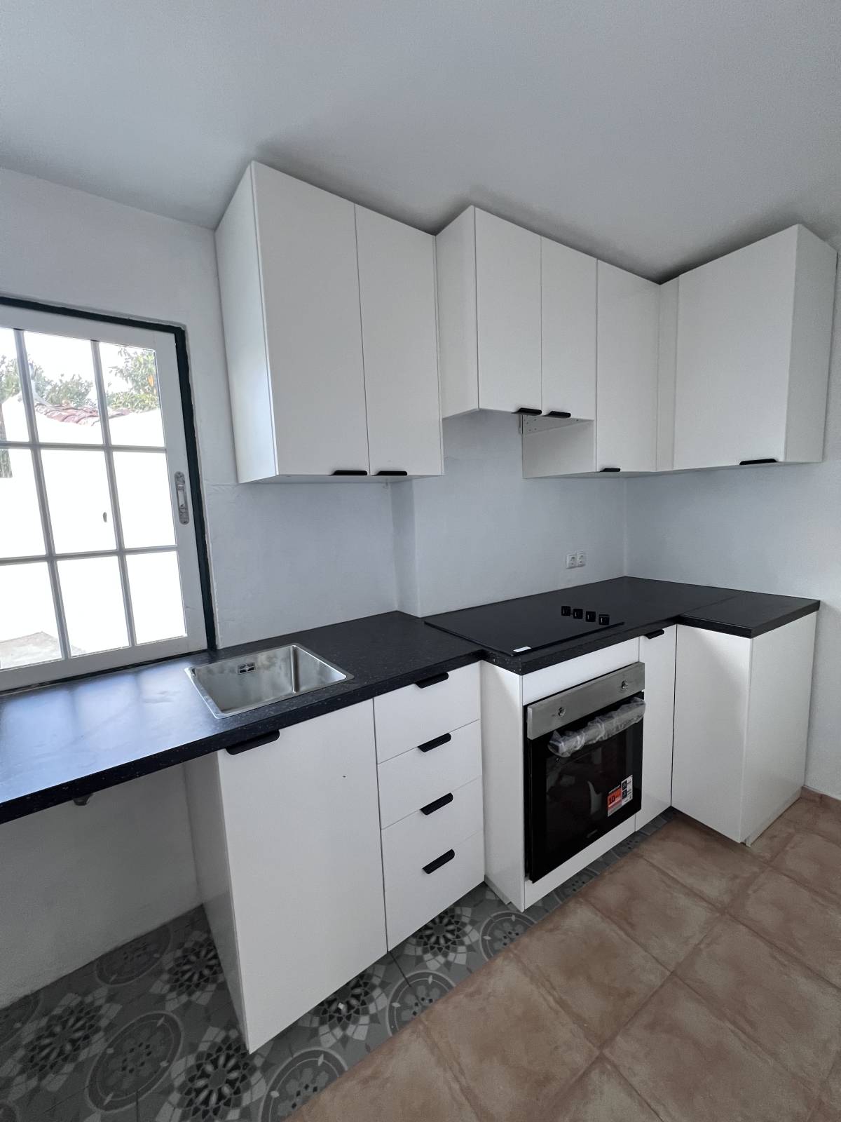 Domus Prime - DESIGN DE INTERIORES E REMODELAÇÃO DE ALTO PADRÃO - Vila Franca de Xira - Mudança de Mesa de Bilhar