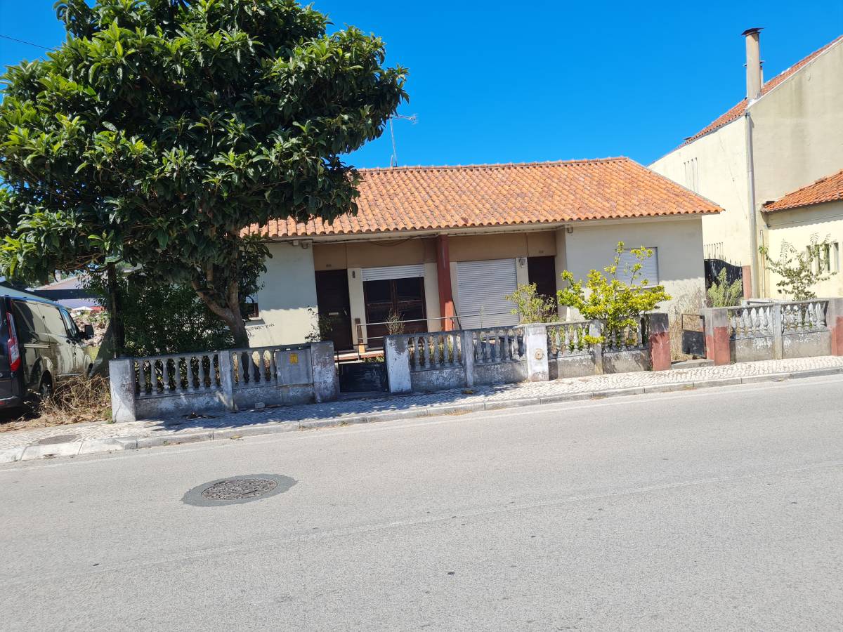 Brisas simetricas Unipessoal lda - Marinha Grande - Outdoor Plumbing Repair or Maintenance