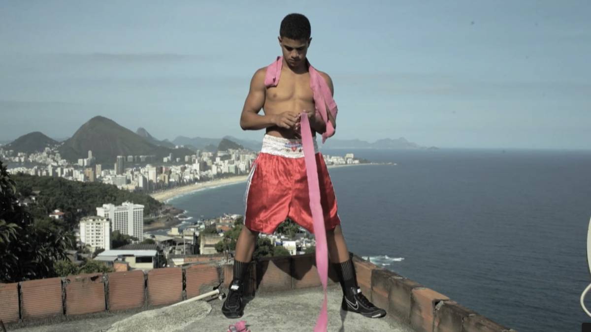 Diogo Martins | Estrangeira Filmes - Lisboa - Photography and Audiovisual Lessons
