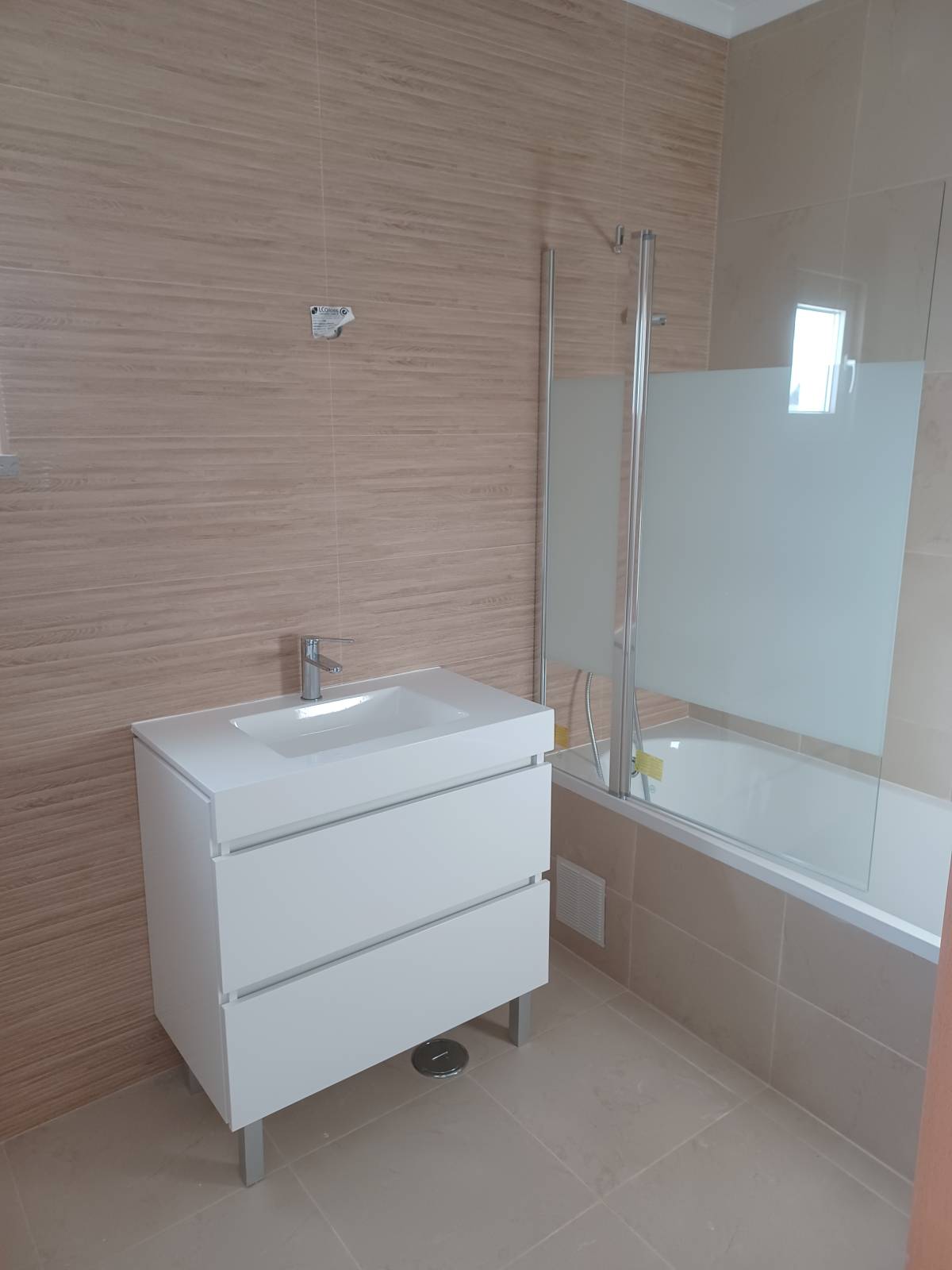 A.A.S - Mafra - Stone or Tile Flooring Installation