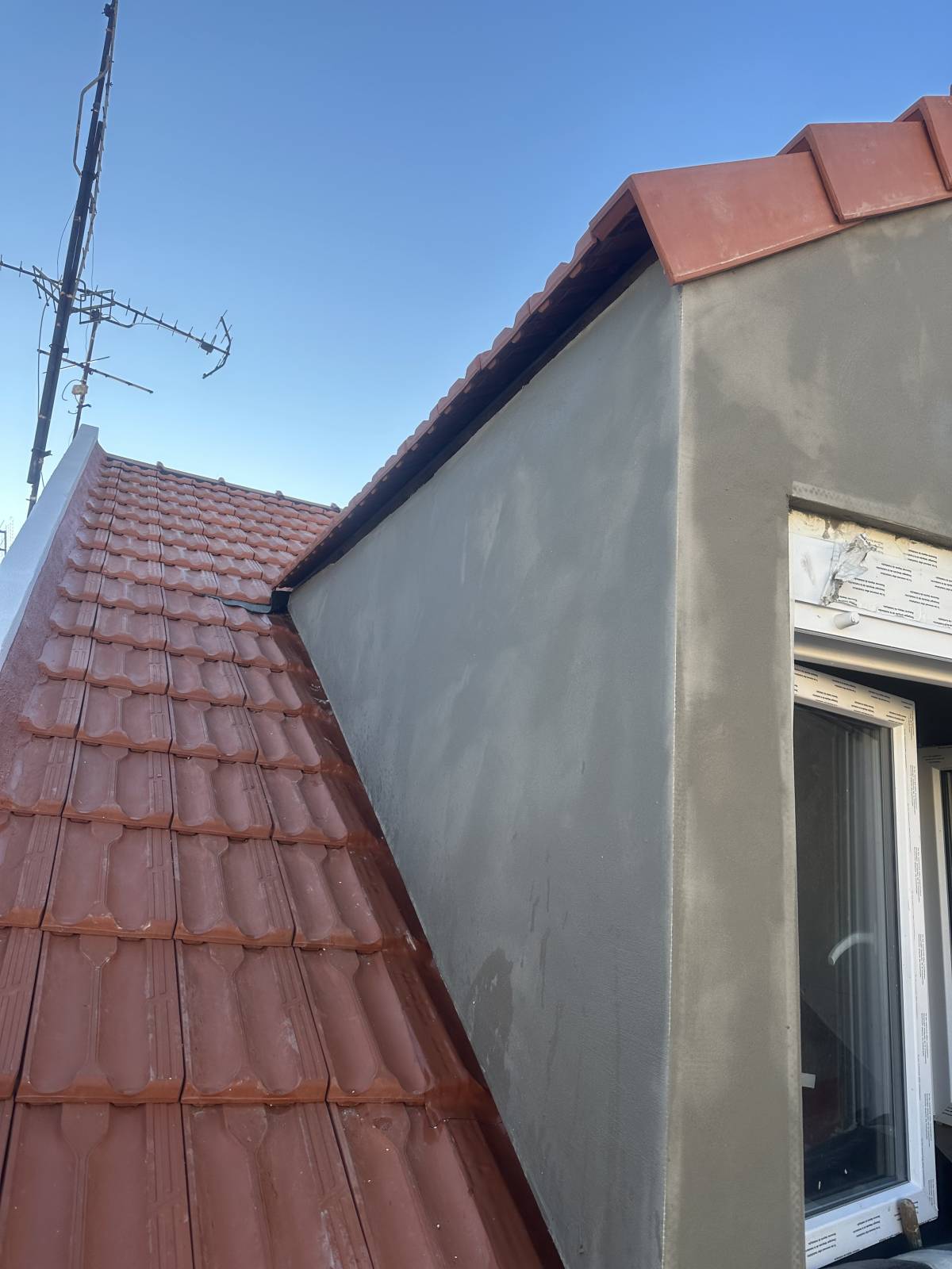 Morison - Amadora - Construção de Parede Interior