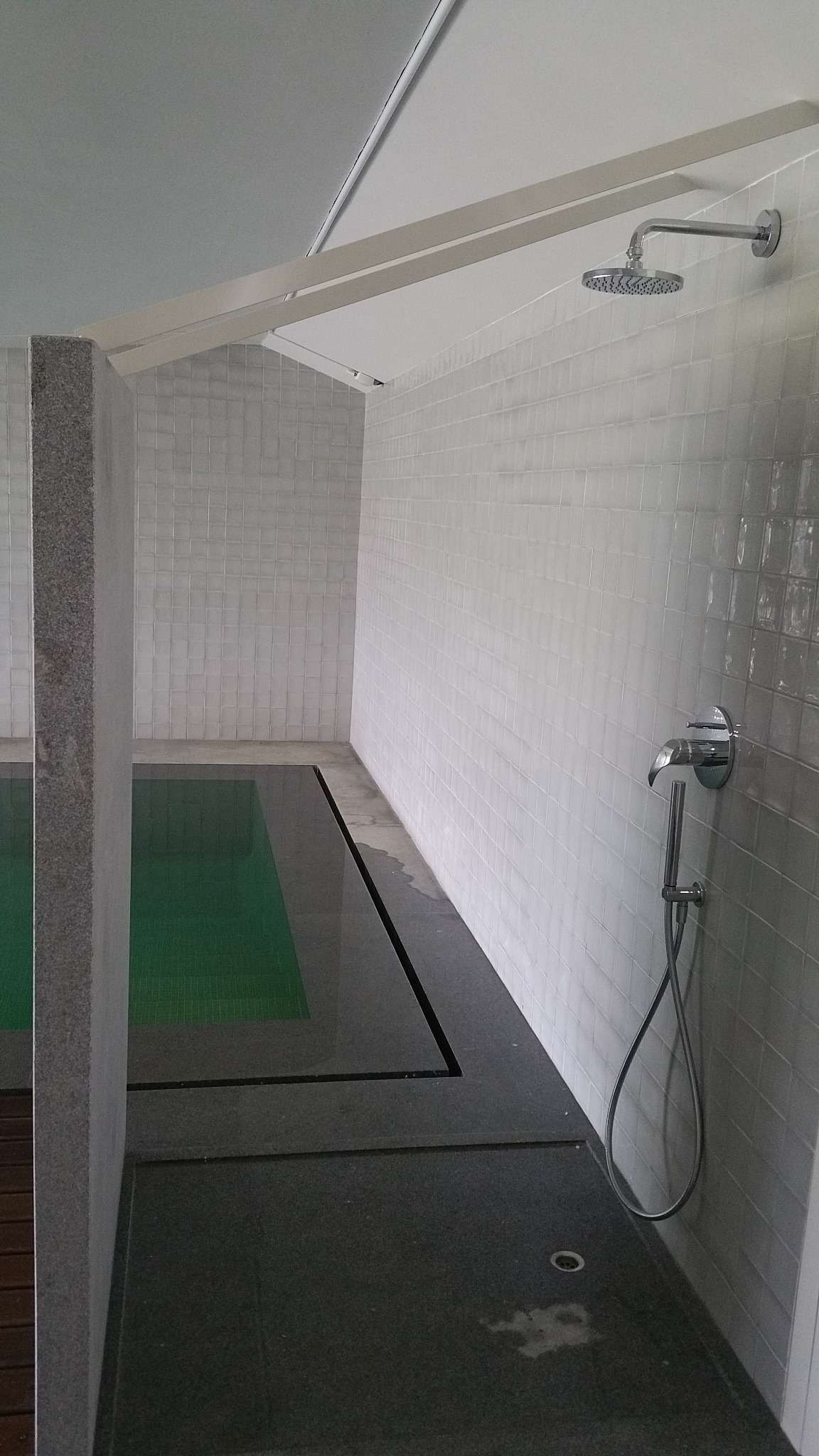 Tiago Bomba - Setúbal - Exterior Painting