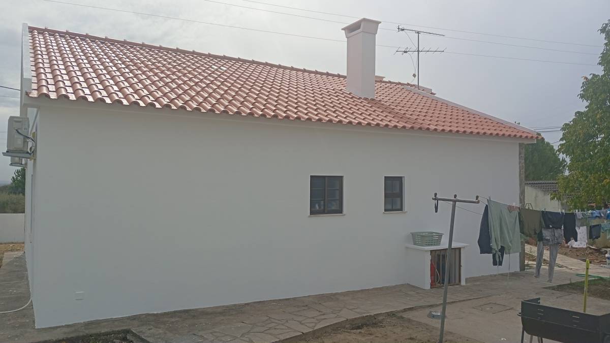 Paulo de Melo Gomes - Santarém - Instalação de Paredes de Pladur