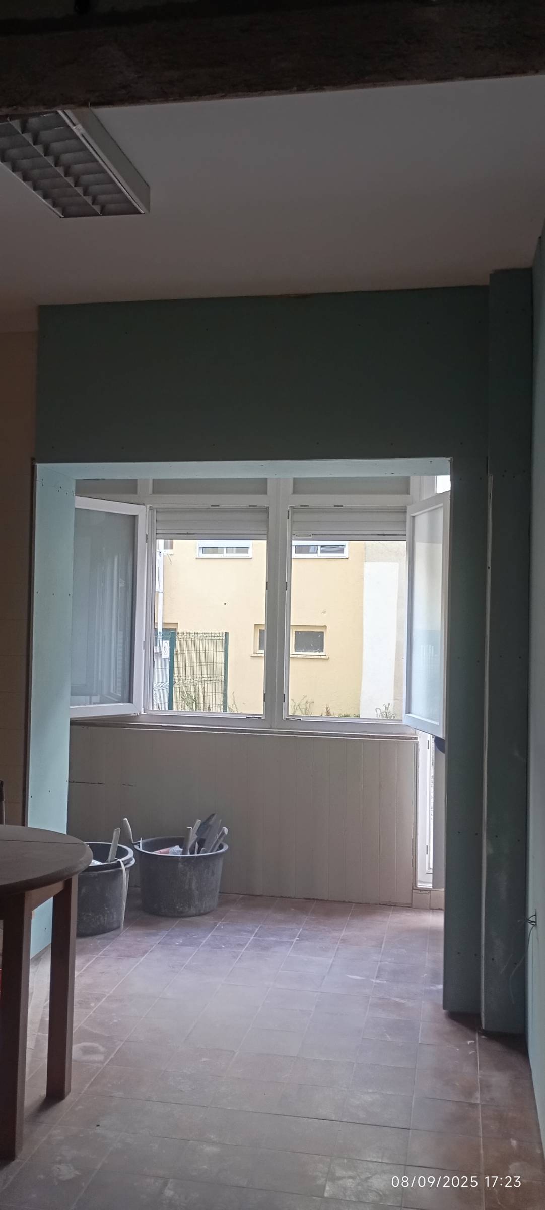 Jefter - Setúbal - Holzverkleidung