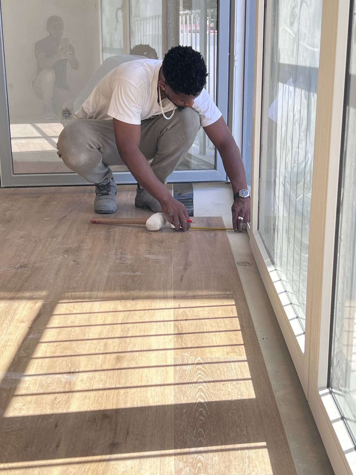 José Luís - Amadora - Schrank reparieren