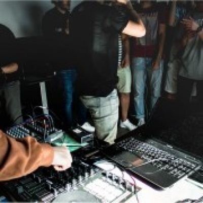 Red.E - Almada - DJ de Sweet 16