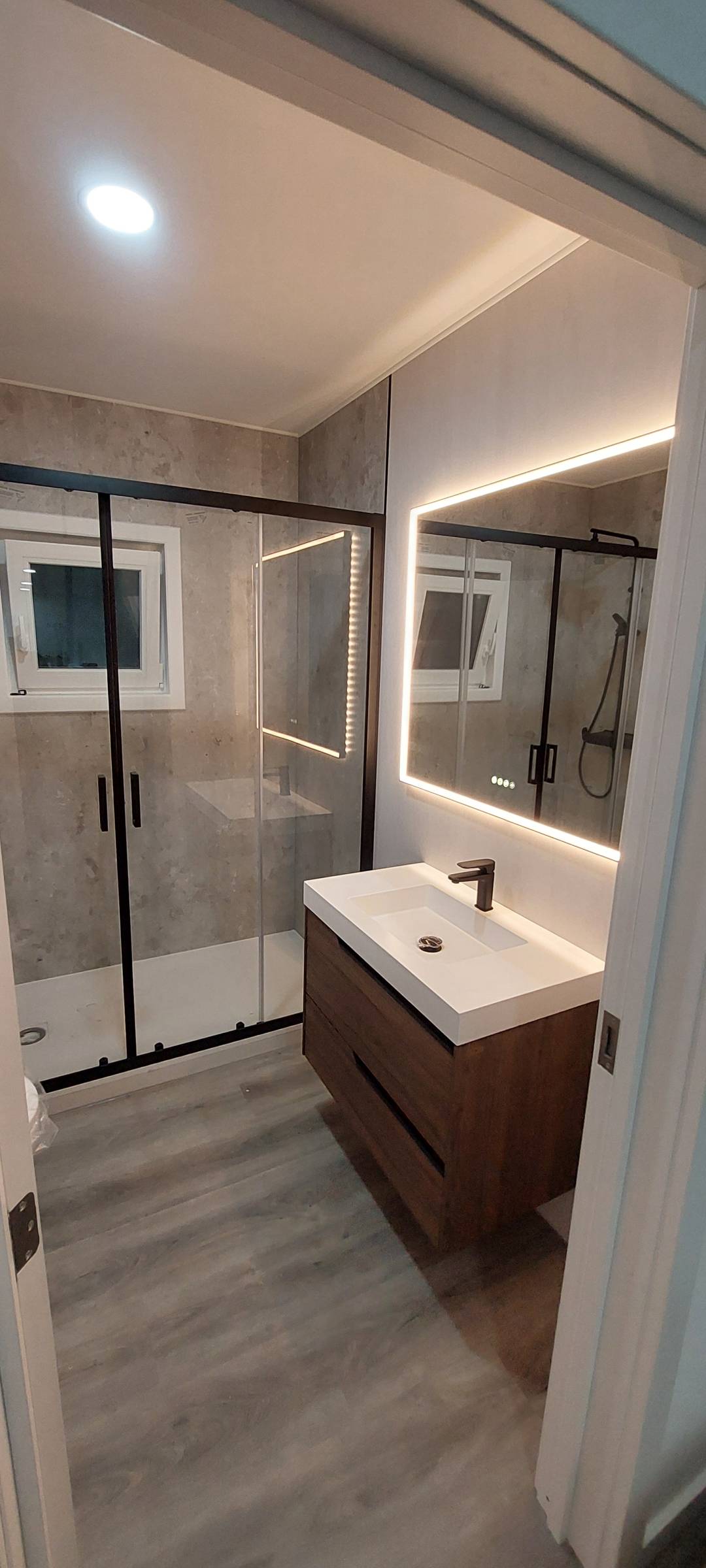 Oleg (H.O.P) - Palmela - Montagem de Mesa de Bilhar