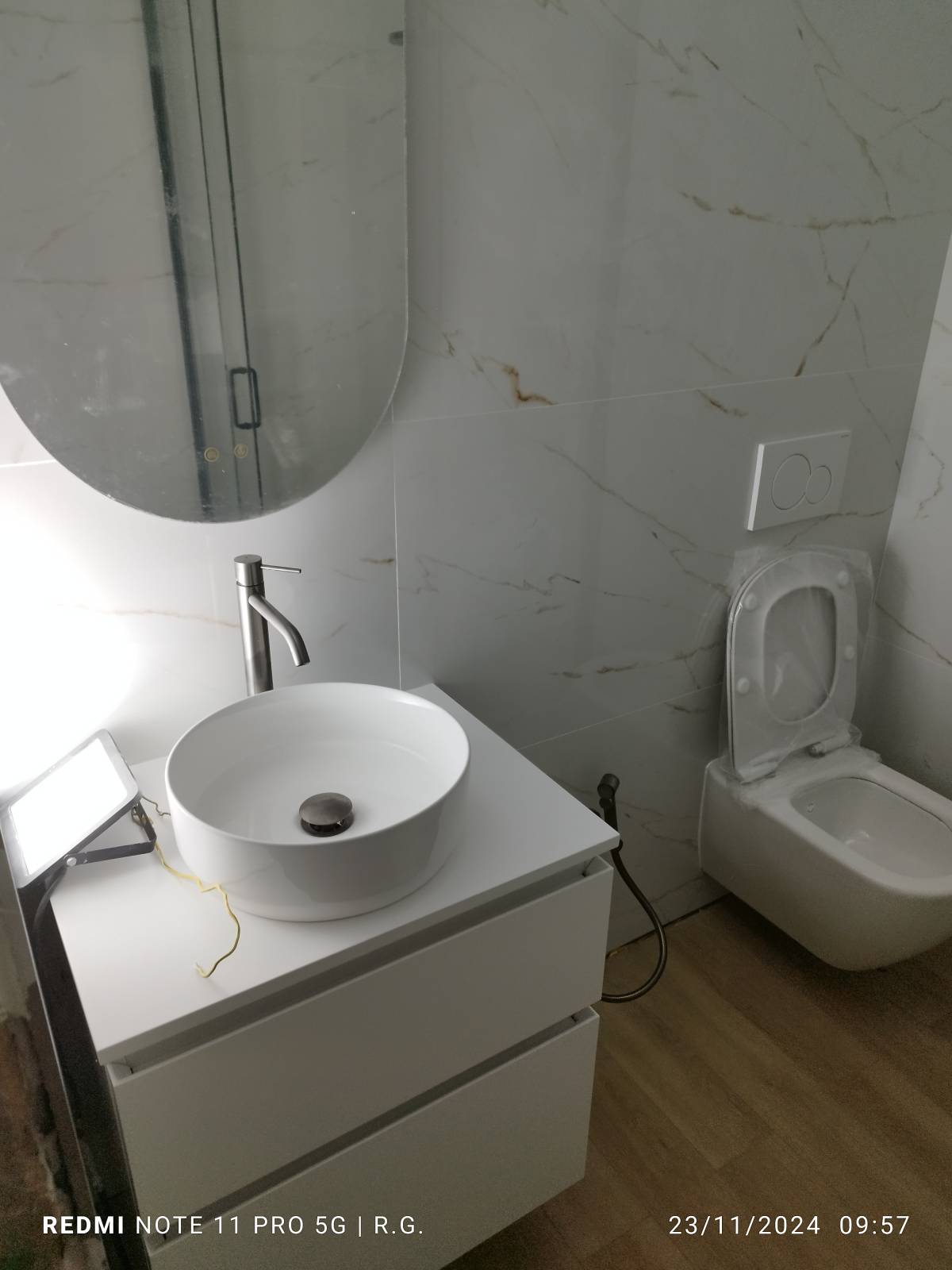 Rogério Paulo - Vila Franca de Xira - Revestimento de Casa de Banho
