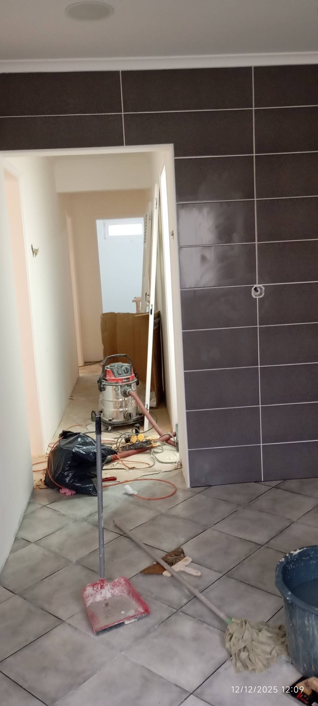 Jefter - Setúbal - Stein- oder Fliesenboden verlegen