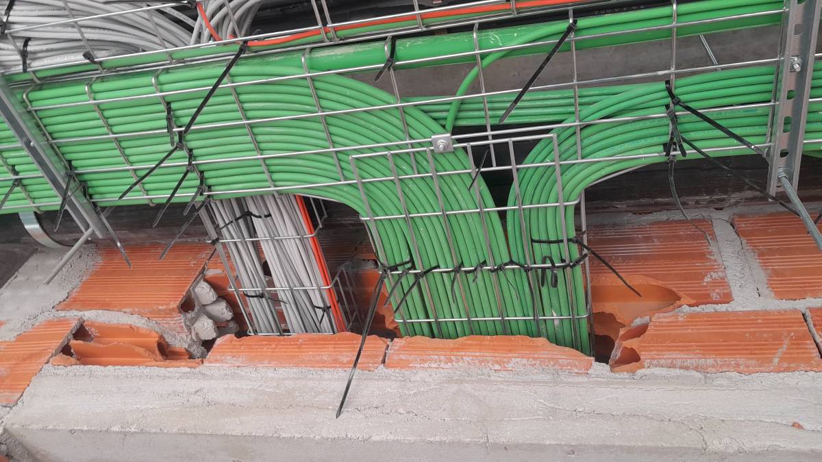 Juil Clode - Aveiro - Installation d'interrupteurs et de prises
