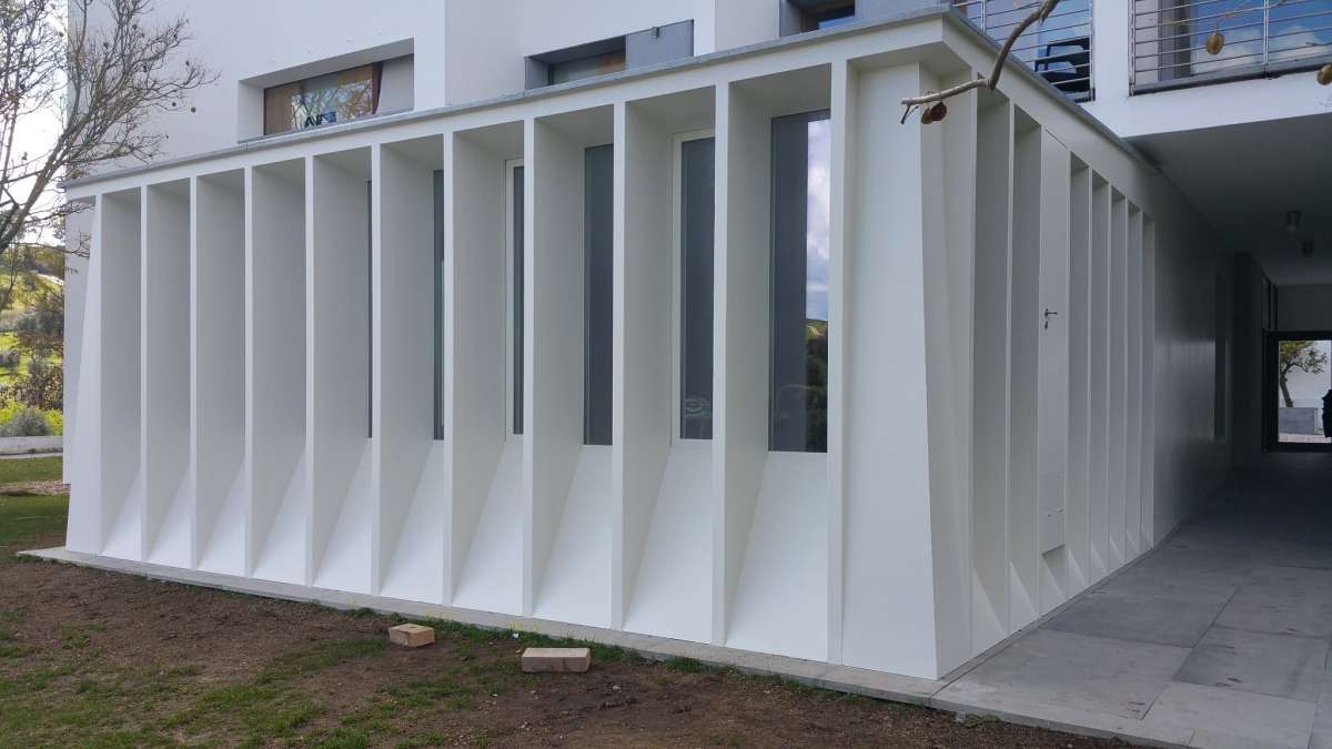 Tiago Bomba - Setúbal - Carpet Installation