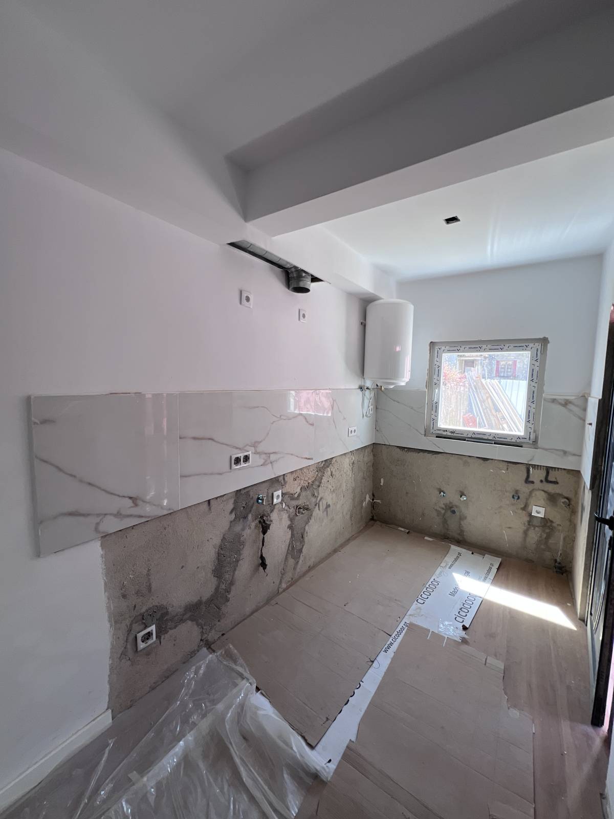 Domus Prime - DESIGN DE INTERIORES E REMODELAÇÃO DE ALTO PADRÃO - Vila Franca de Xira - Construção de Casa Nova