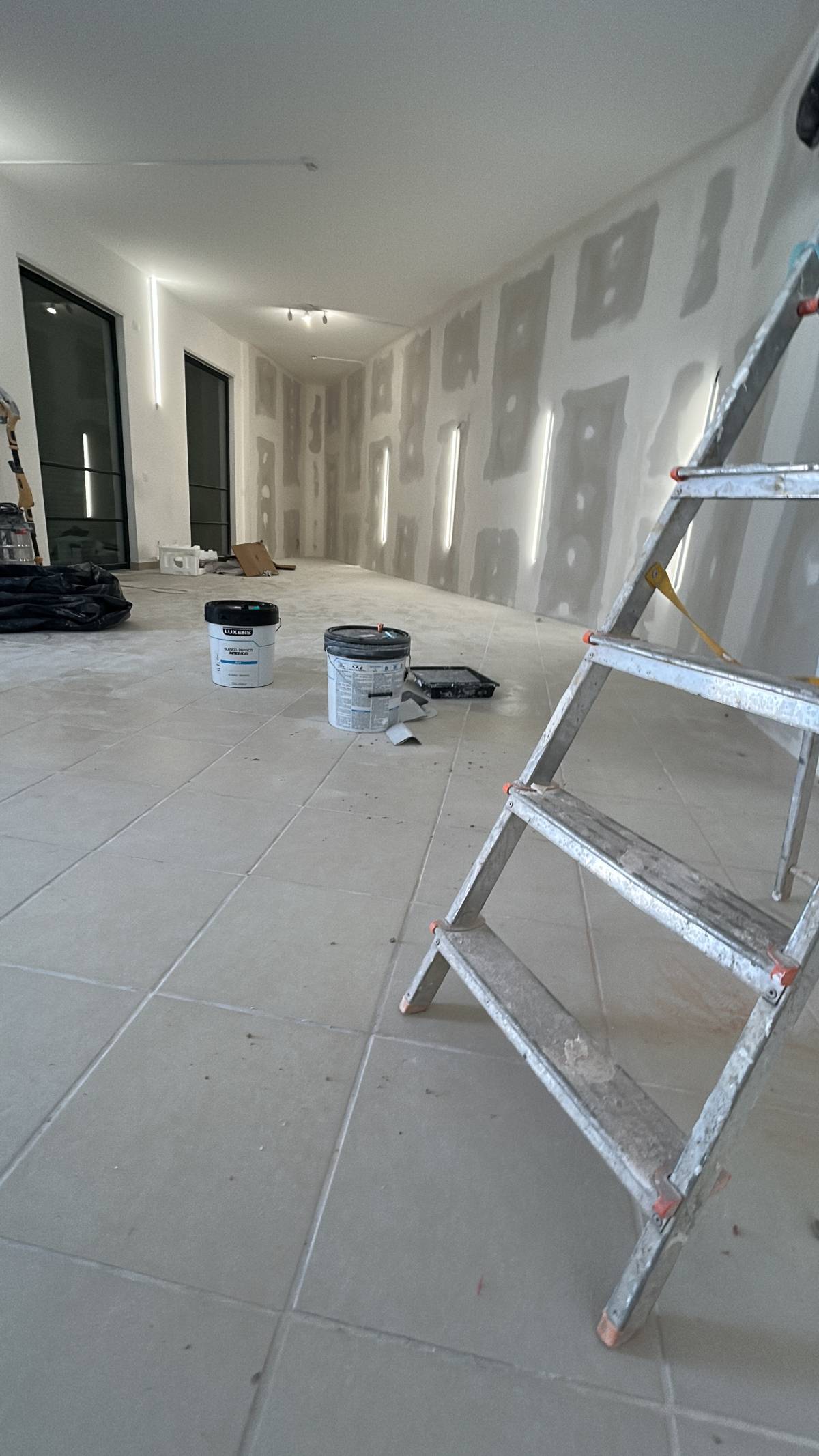 BR logística - Évora - Plantação de Árvores