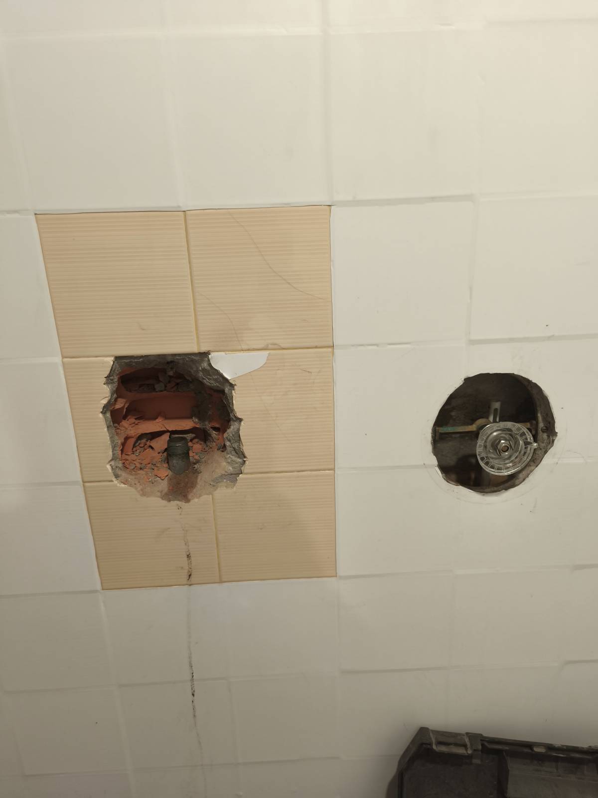 M. Ferreira - Gondomar - Instalación o reemplazo de bombas de desagüe