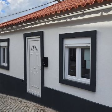 Domus Prime - Lisboa - Installation und Montage von Lampen