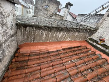 BR logística - Évora - Instalação, Reparação ou Remoção de Revestimento de Parede