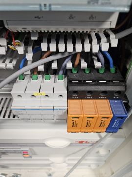 Eletricidade e Domótica - Lisboa - Instalação de Disjuntor ou Caixa de Fusíveis