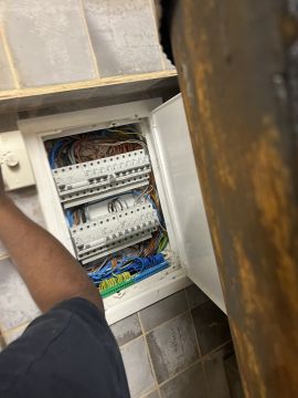 Virgilio - Sintra - Zentrale Klimaanlage reparieren