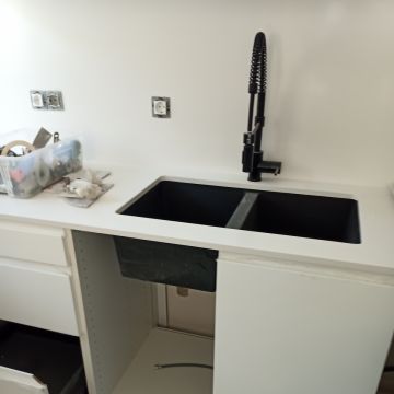 LINEAR REMODELAÇÕES - Cascais - Instalação de Tubos de Canalização
