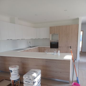 A.A.S - Mafra - Interior Wall Addition