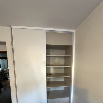 Davis santos - Lisboa - Innenwand einbauen