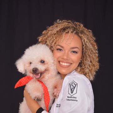 Daniele Farias - VetCuida - Cascais - Haustiere - Pflege