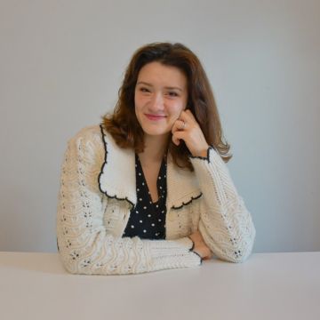Sofia Valente - Albergaria-a-Velha - Hebräisch Übersetzung