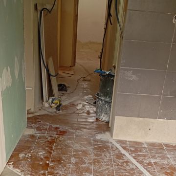 Jefter - Setúbal - Geländer reparieren