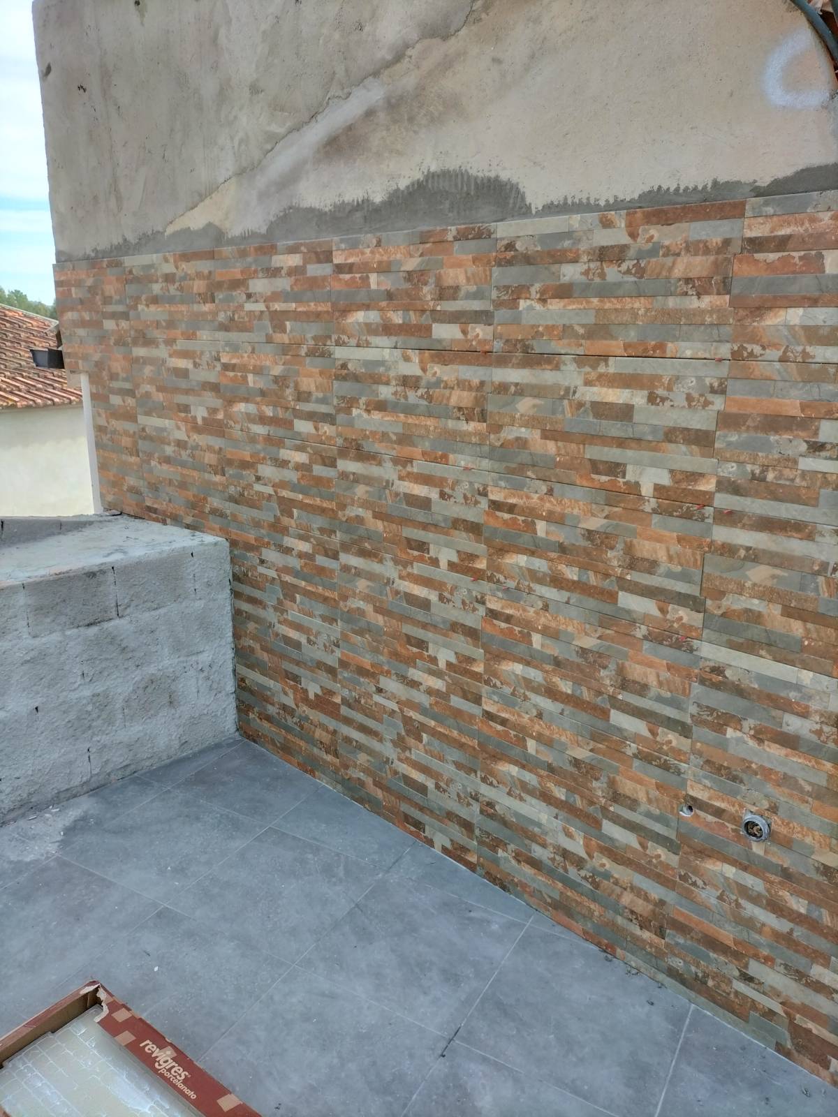 Volutas e arestas unipessoal lda - Rio Maior - Railing Repair