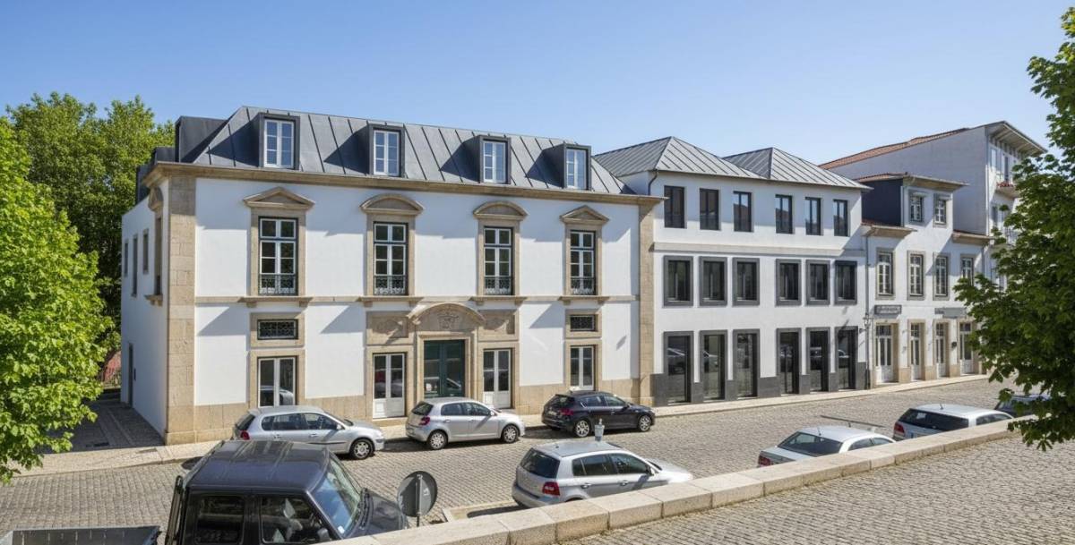 Marques / Mendes / Arquitetos - Porto - Muralista