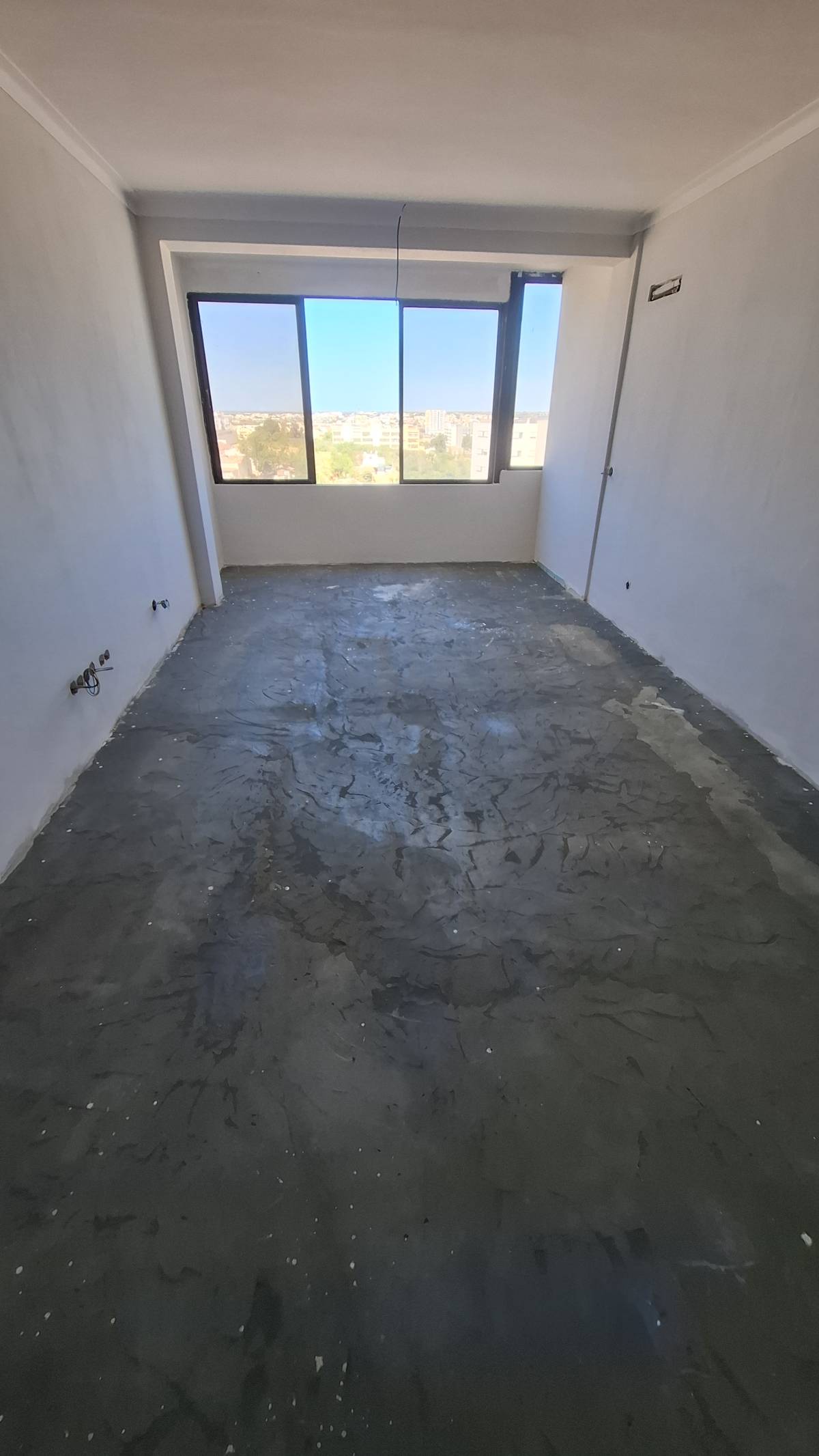 Tokfinal remodelações e pinturas - Loulé - Stone or Tile Flooring Installation