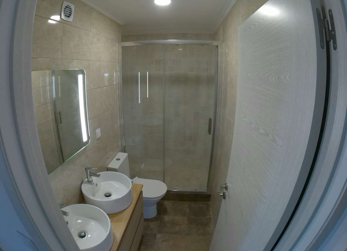 HS Remodelações - Sintra - Reparação de Banheira e Chuveiro