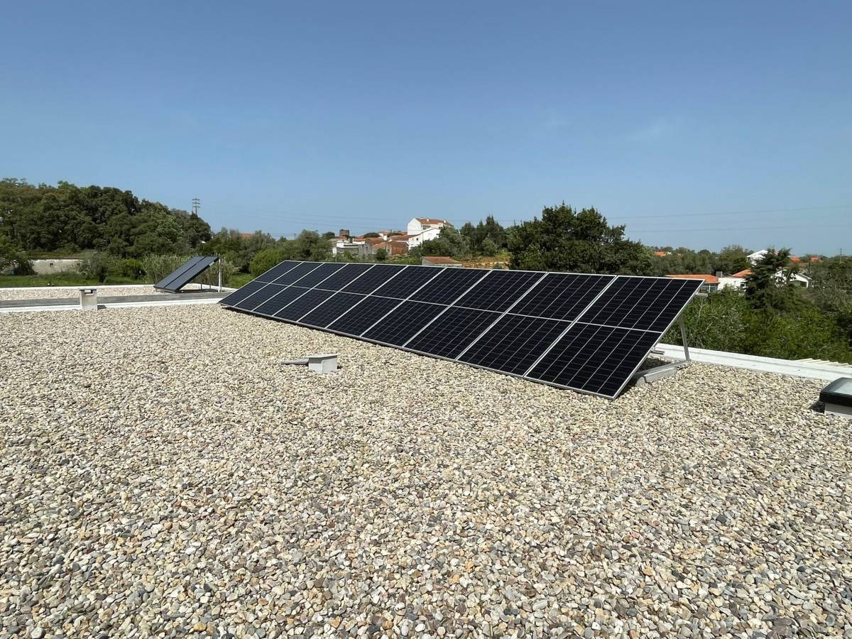 SV Santos & Varela | Eletricidade e Remodelações - Rio Maior - Stromgenerator reparieren