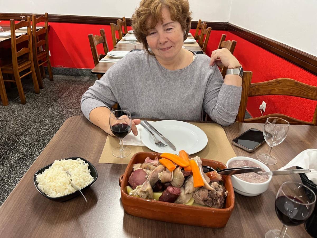 Cristina - Chaves - House Sitting