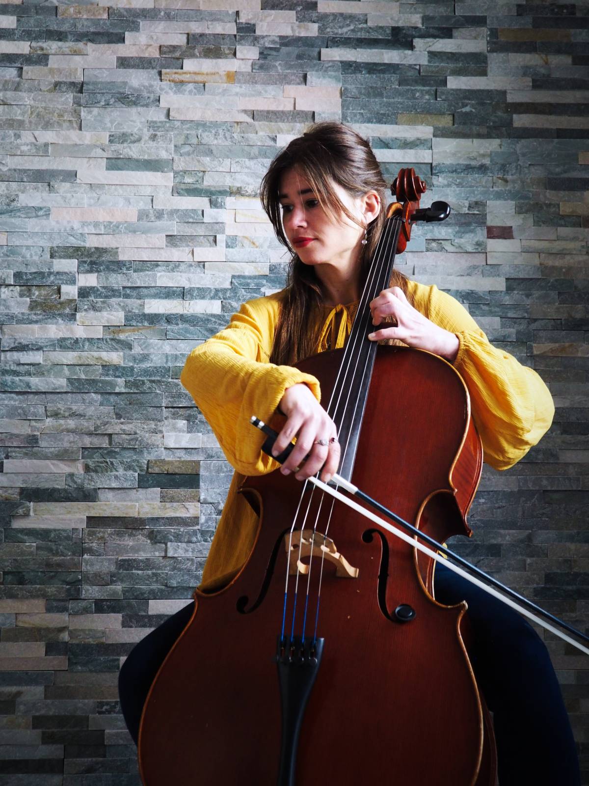 Mariana Rosa - Lisboa - Solo Musician Entertainment
