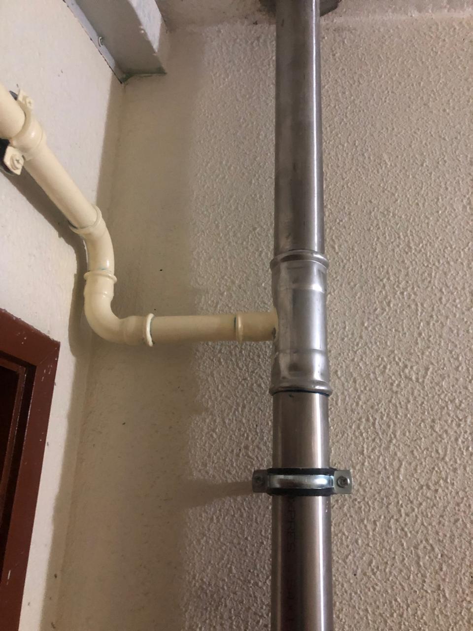 Compte Abilitis - Gestão & Serviços, Lda - Amadora - Spüle und Wasserhahn montieren