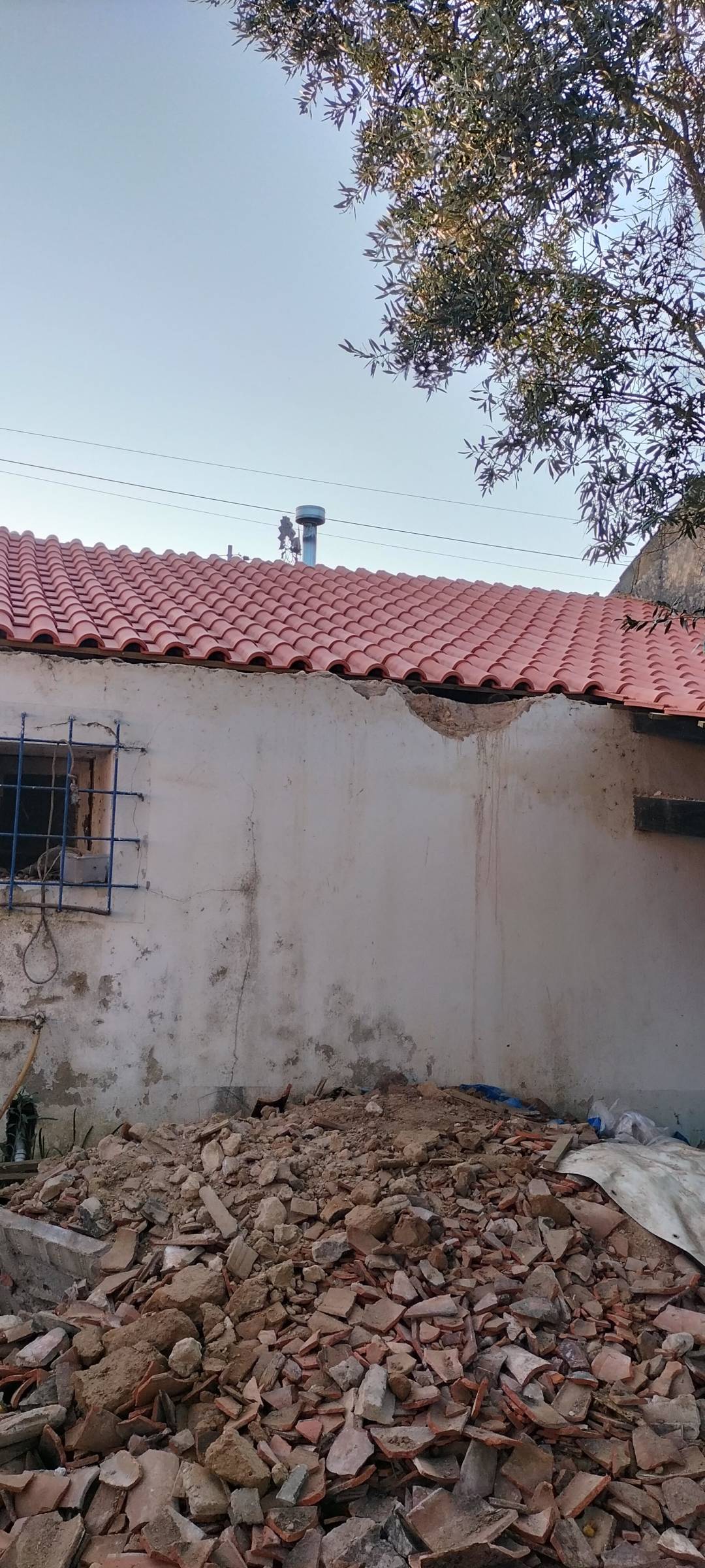 Volutas e arestas unipessoal lda - Rio Maior - Mattress Cleaning